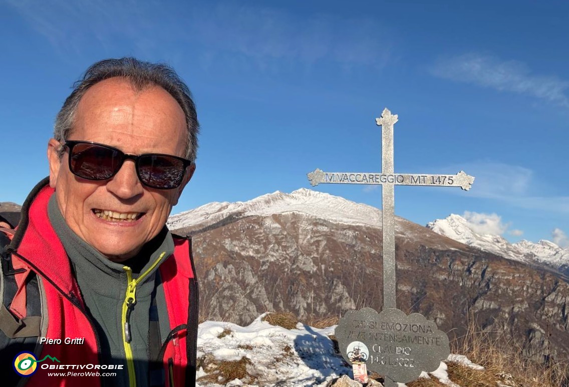 Alla croce di vetta del Vaccareggio (1475 m)